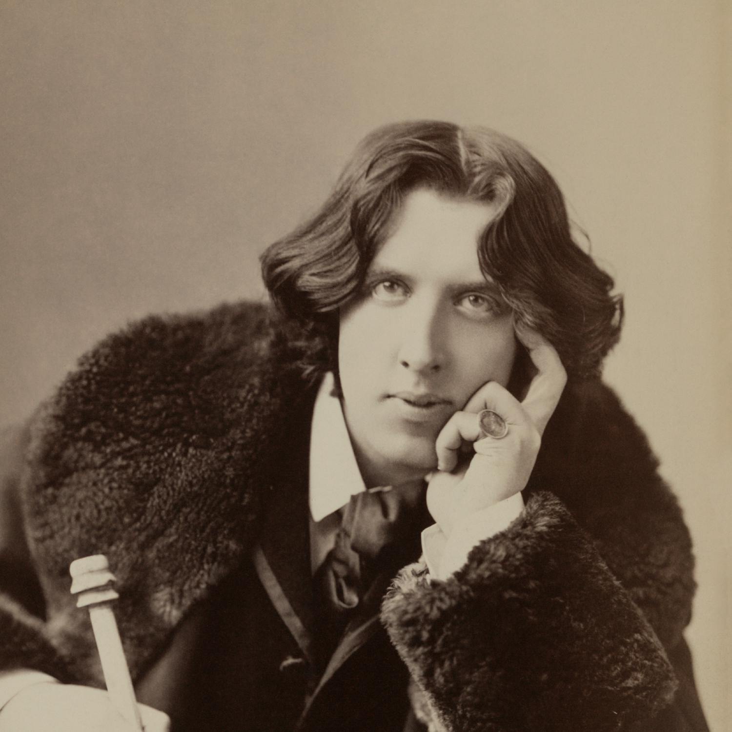 Why did Oscar Wilde’s deathbed photograph sell for 100 times the asking price? episode artwork