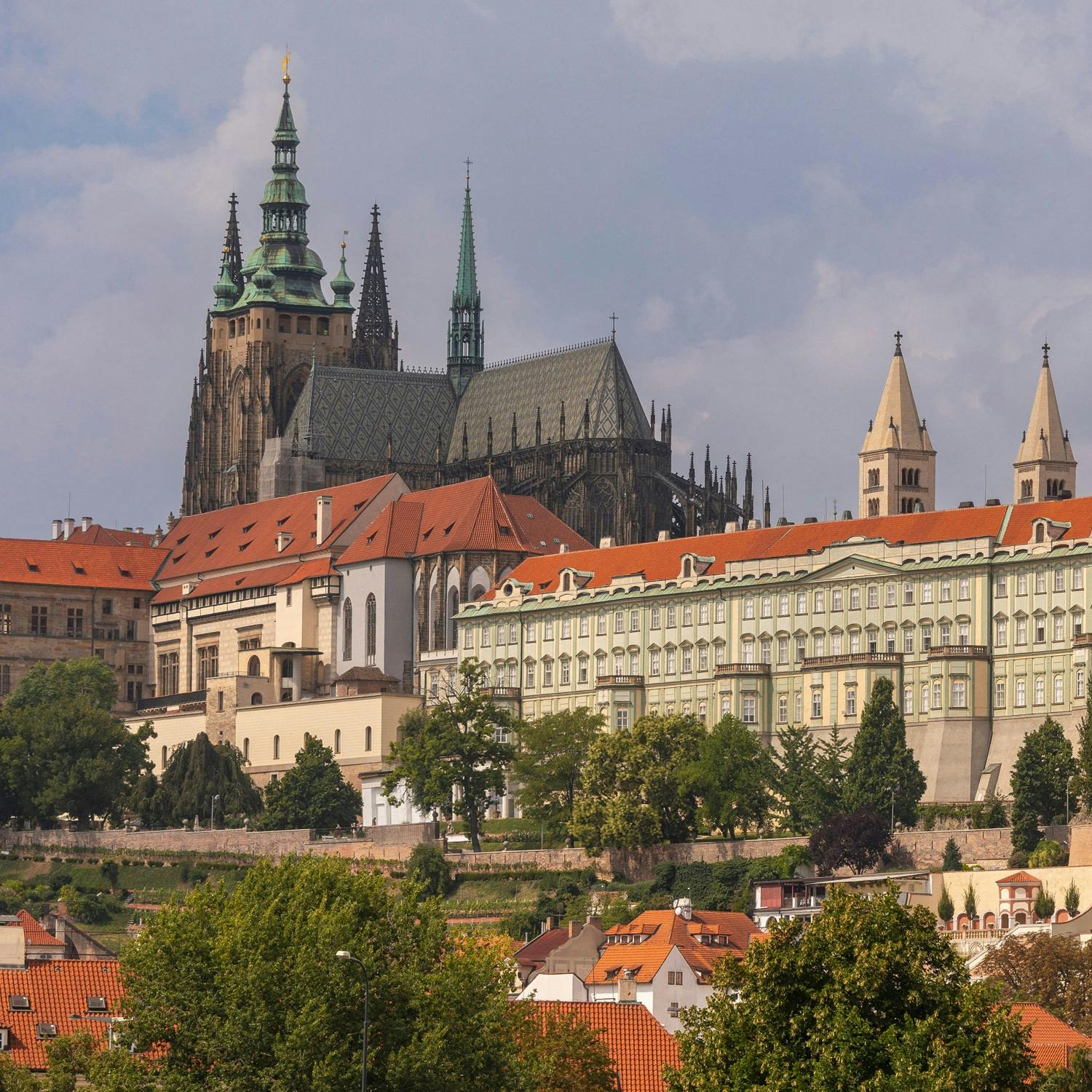 So You Think You’re an Adult: My girlfriend wants to go on a weekend trip with 5 of her male friends