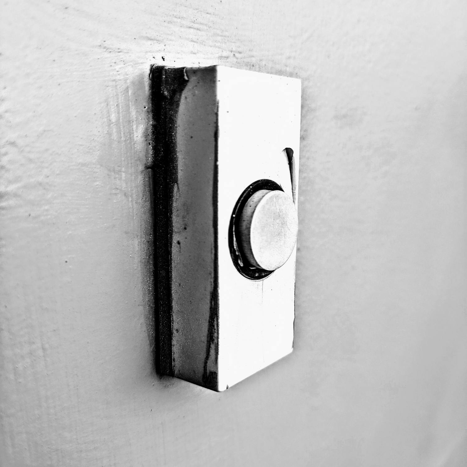Are gen z afraid of ringing the doorbell? episode artwork