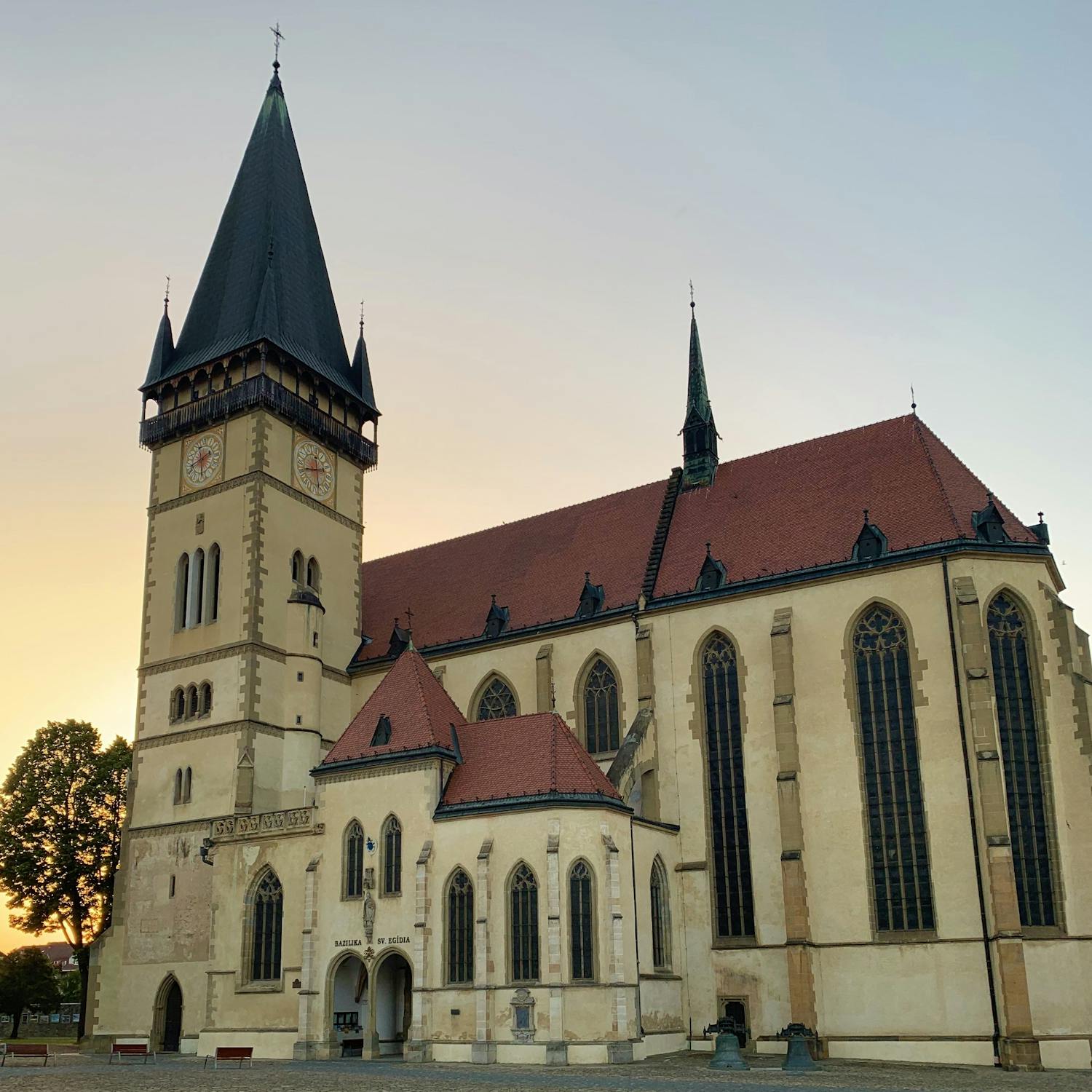 Tajomstvá Bardejova, najstaršieho slovenského stromu a najmenšieho pohoria