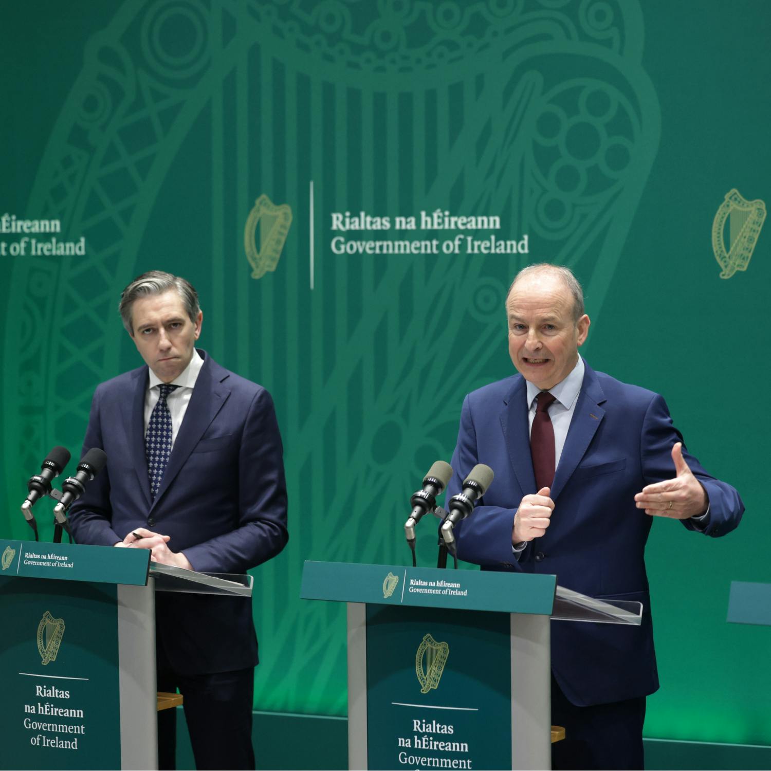 Taoiseach, Tánaiste to back SF motion on three-day wait period for abortion