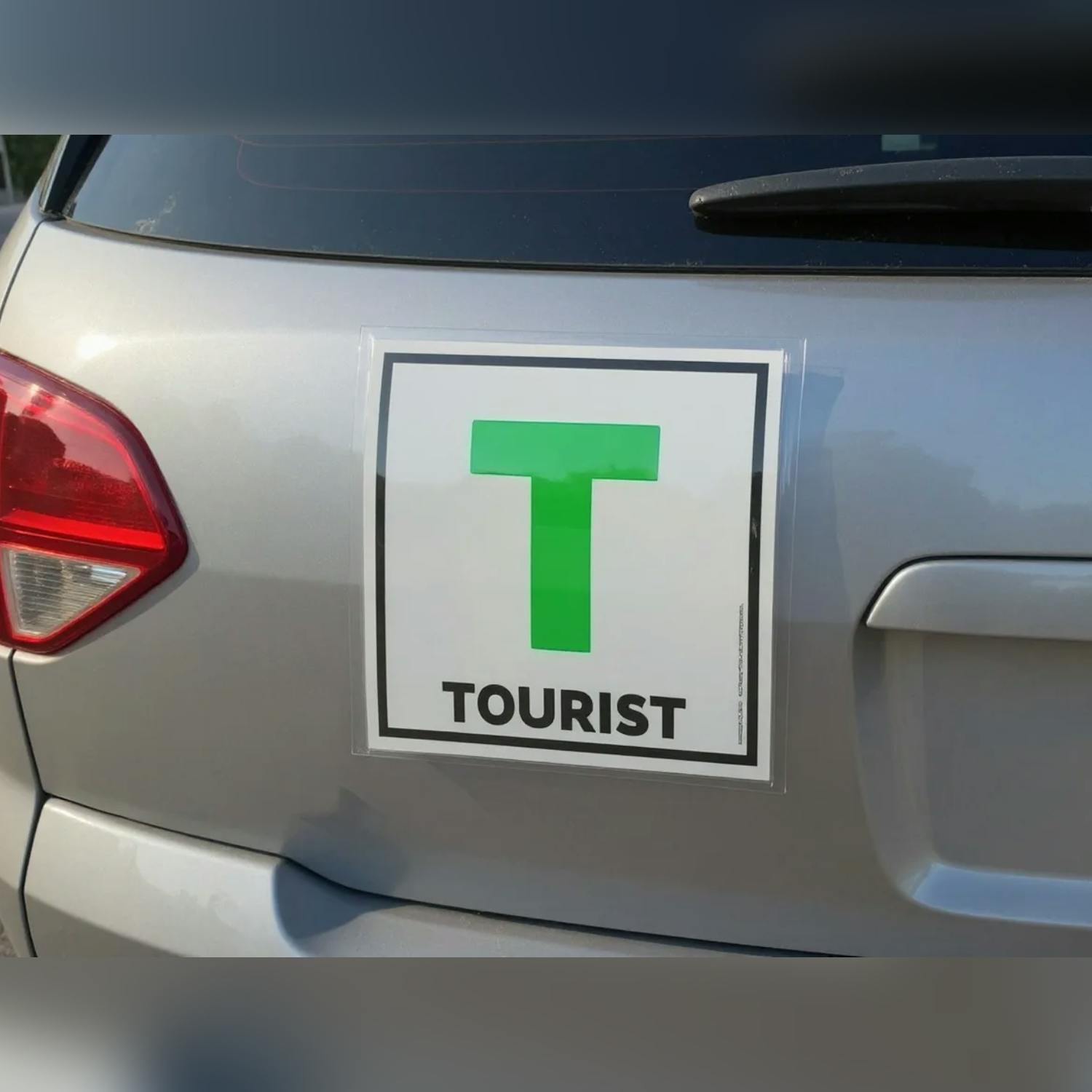 Should tourists have to use ‘T-plates’ on Irish roads?