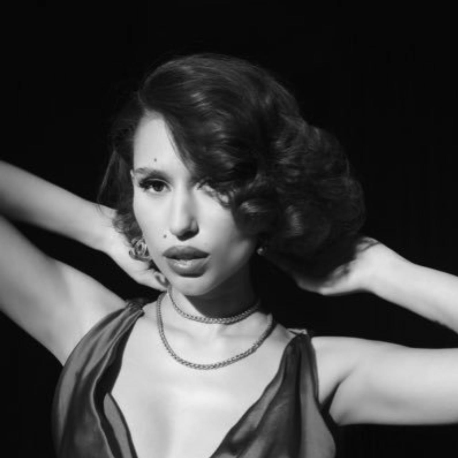 Andy Jackson chats to Raye