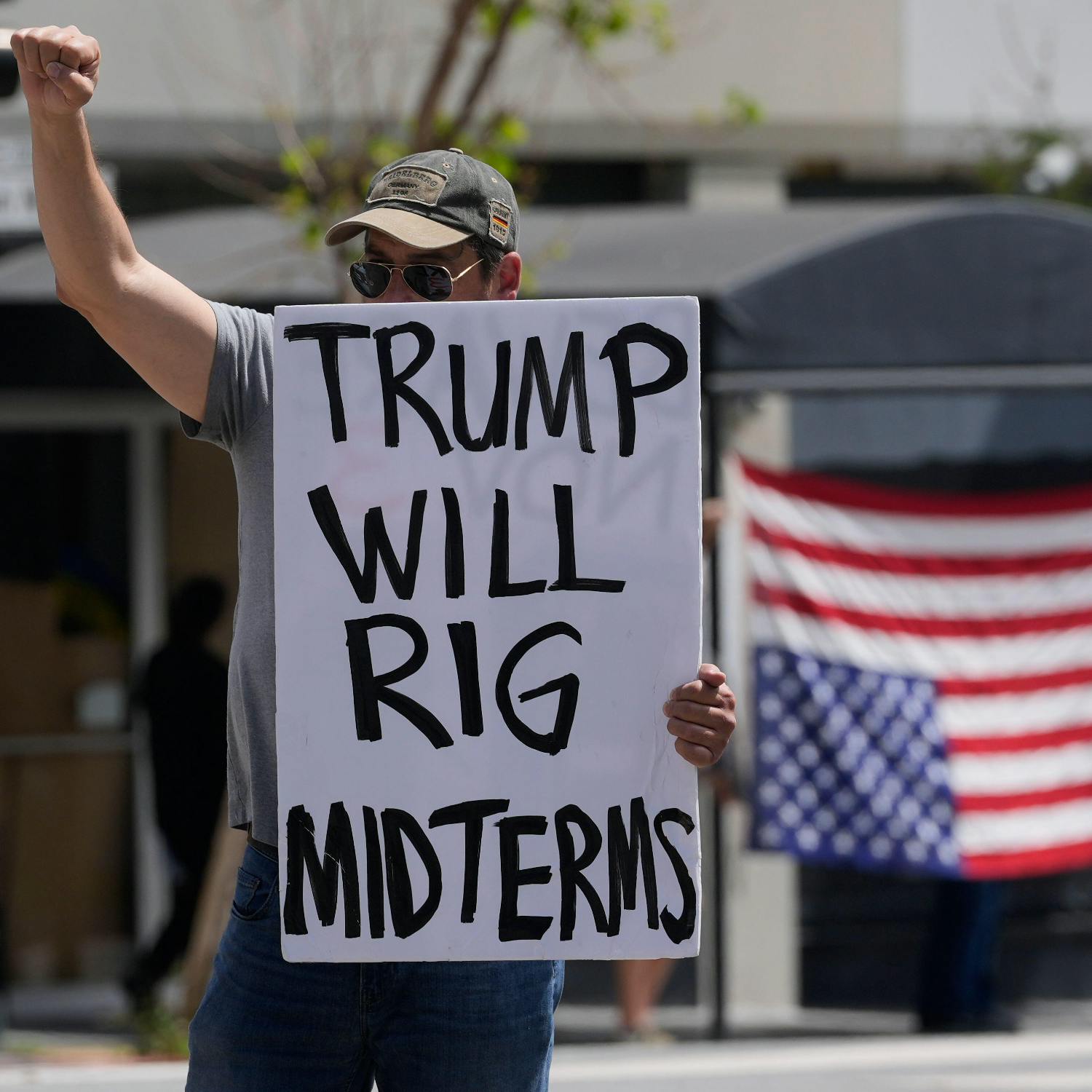 What could Trump’s slump in the polls mean for the midterms?