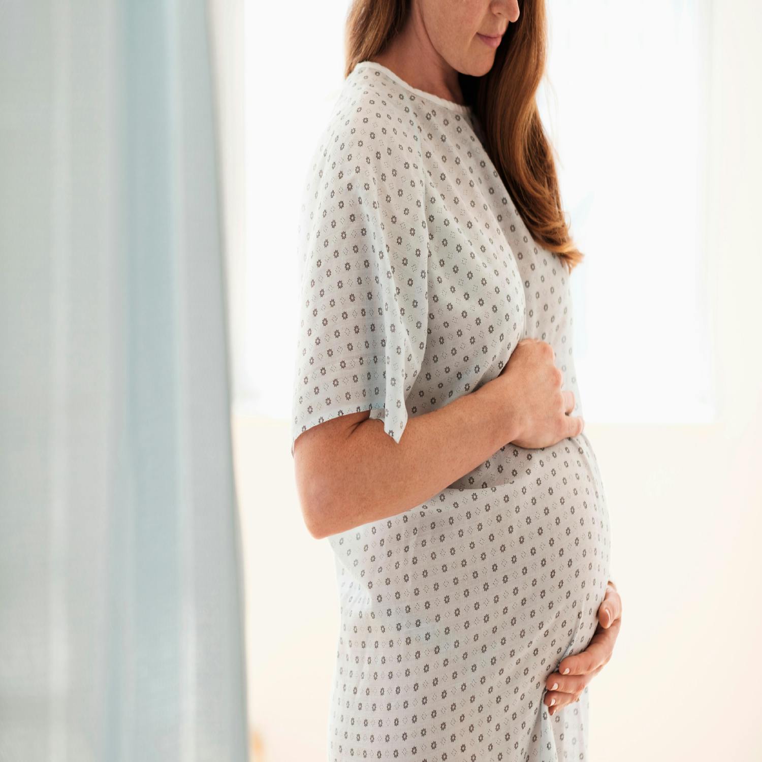 Should surrogacy be banned worldwide?