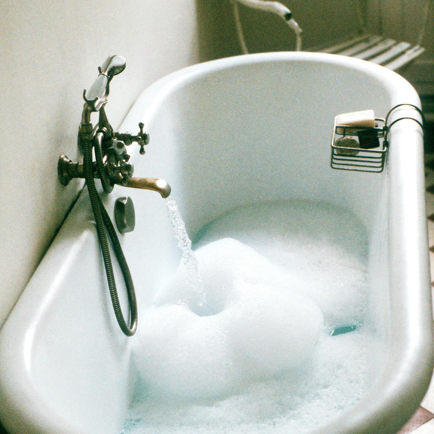 How to do Stuff: Drawing a bath