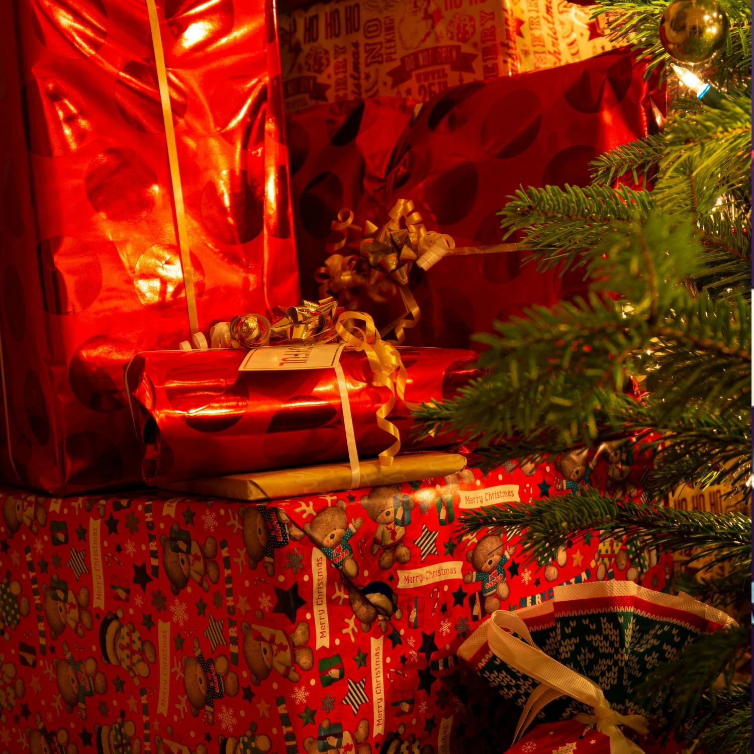 Why women do 76% of the Christmas prep!