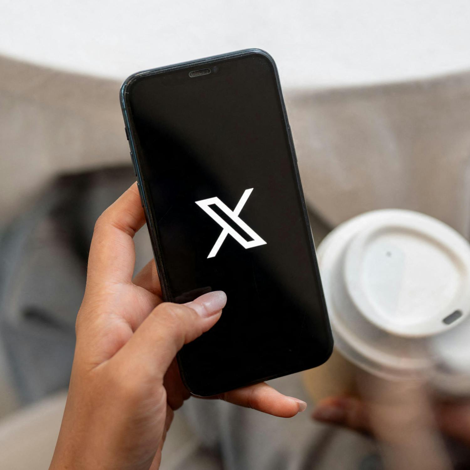 Coimisiún na Meán launch investigation into X - what does it mean? Image
