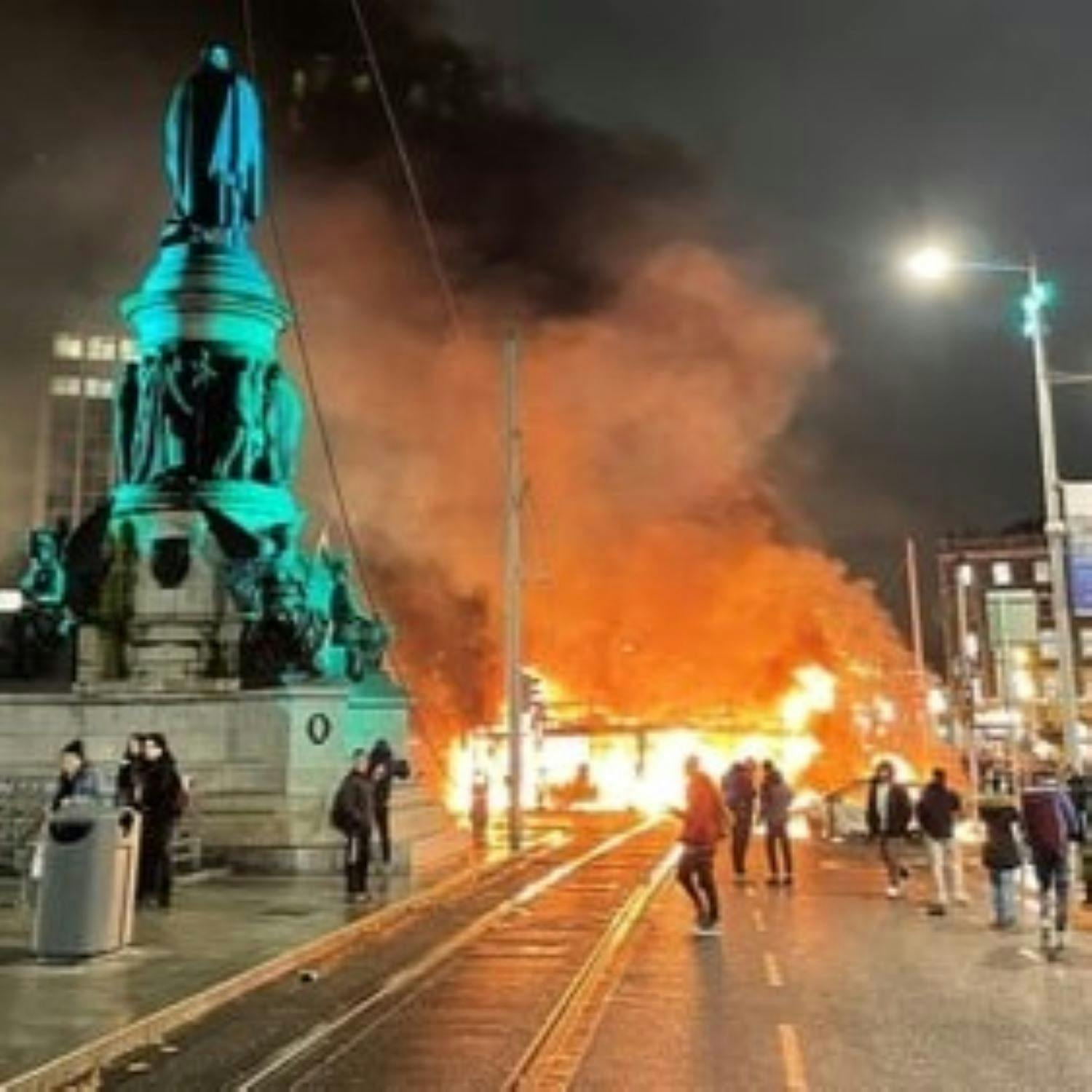 "Where Are The Riots When White Irish Men Attack Women & Children" "Where Are The Riots When White Irish Men Attack Women & Children"