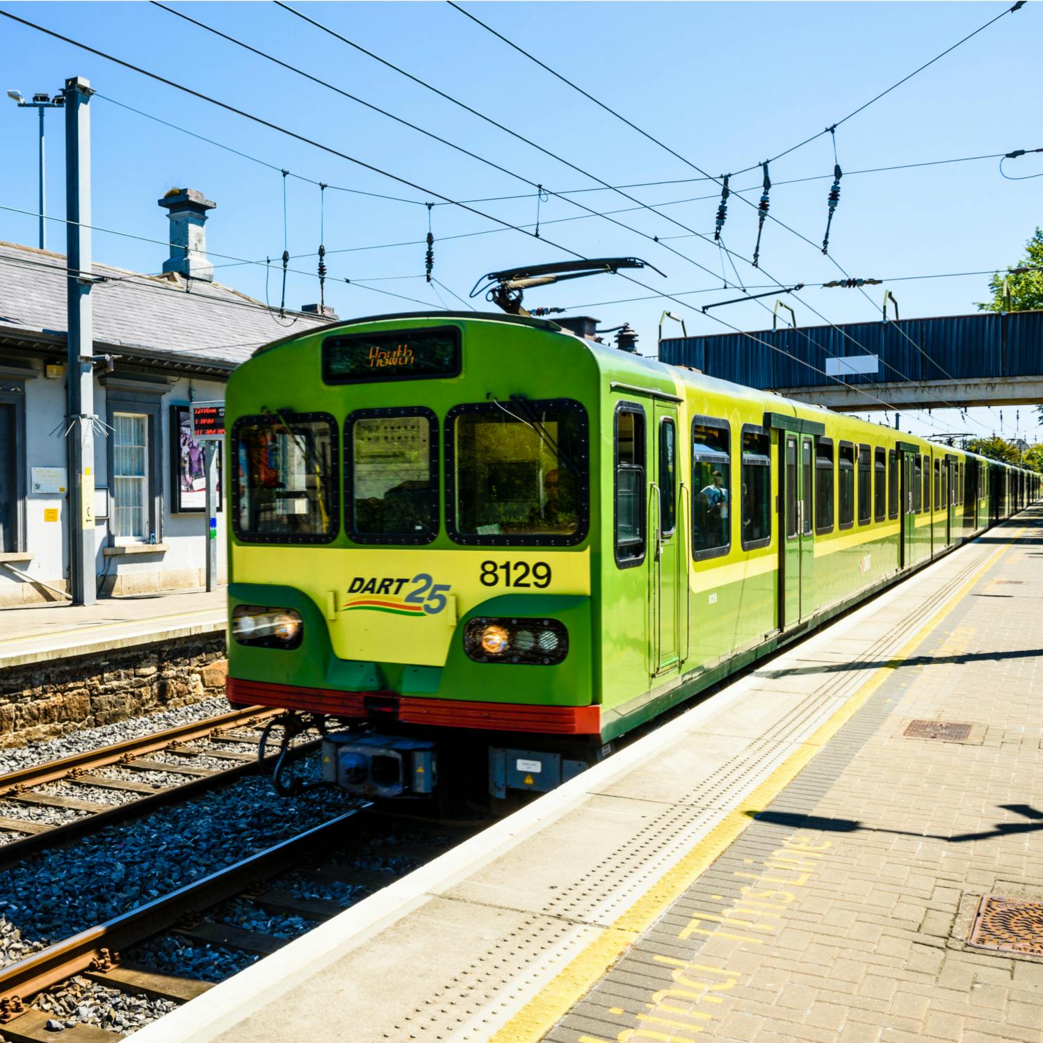 Should Public Transport Be Free?