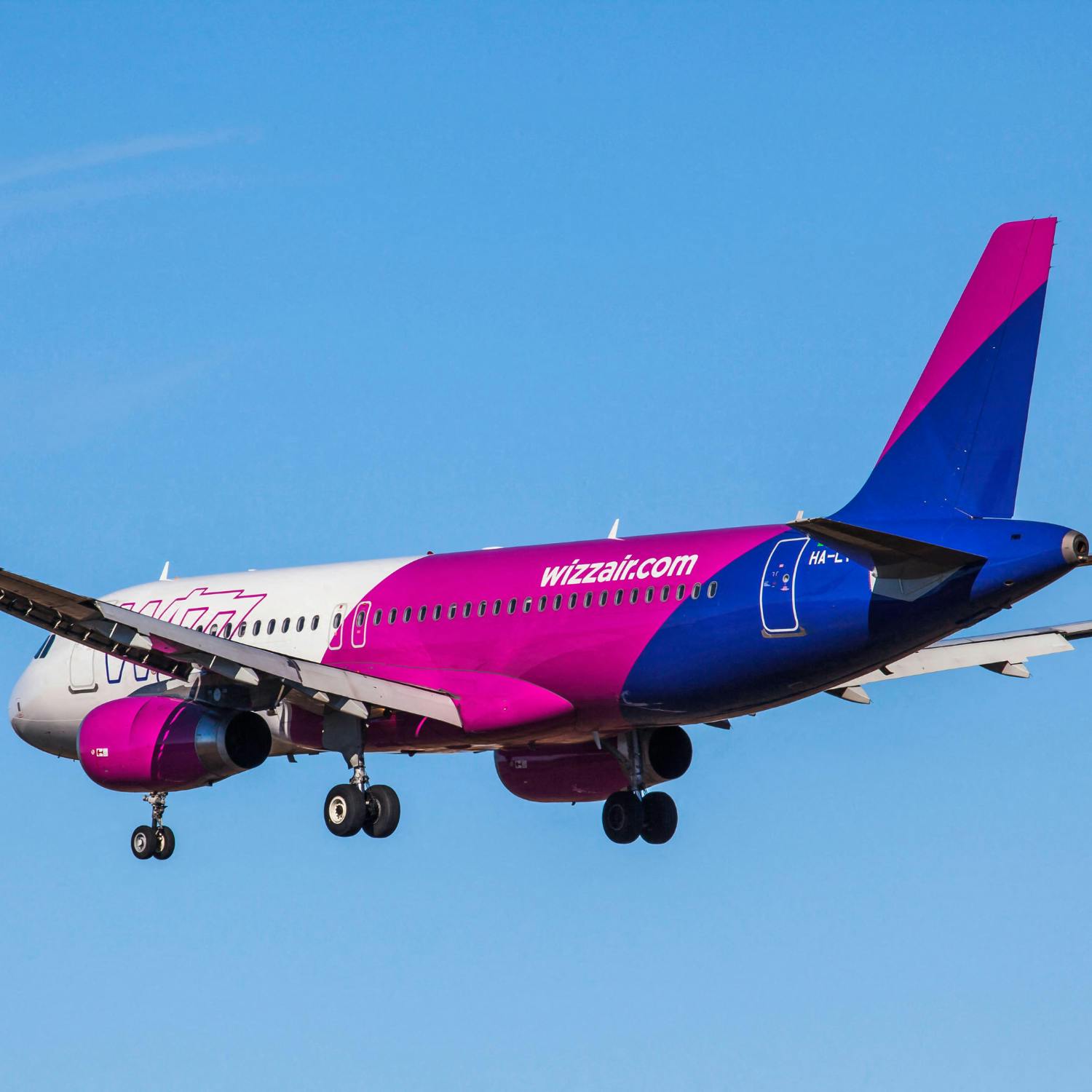 Wizz Air is on the hunt for captains and first officers
