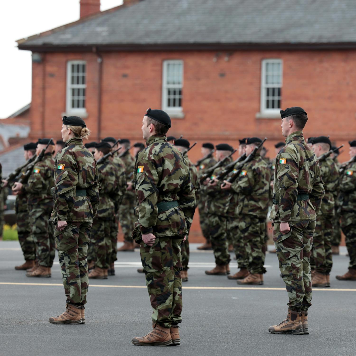 cover of episode Could Ireland defend itself during war?