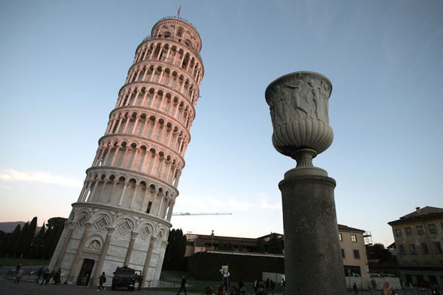Wonder of the World: The Leaning Tower Of Pisa episode artwork