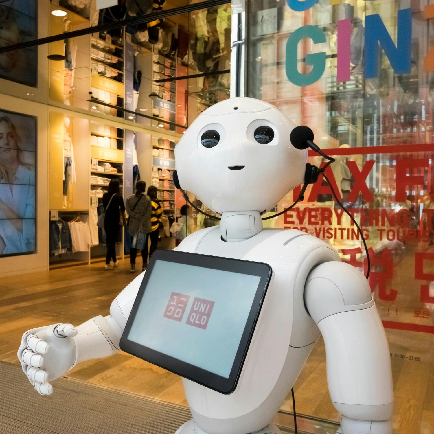 Japan set to employ robots to fill worker shortage