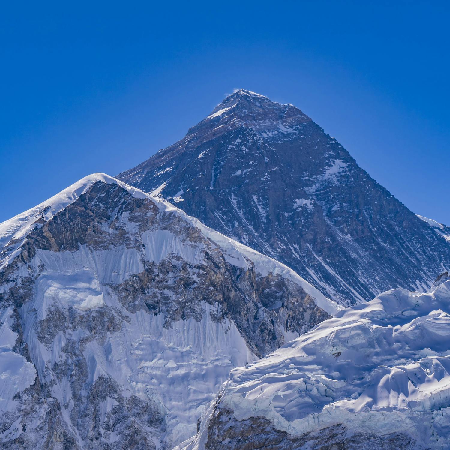 Ireland’s youngest and fastest cyclist set to travel to Mount Everest by bike episode artwork