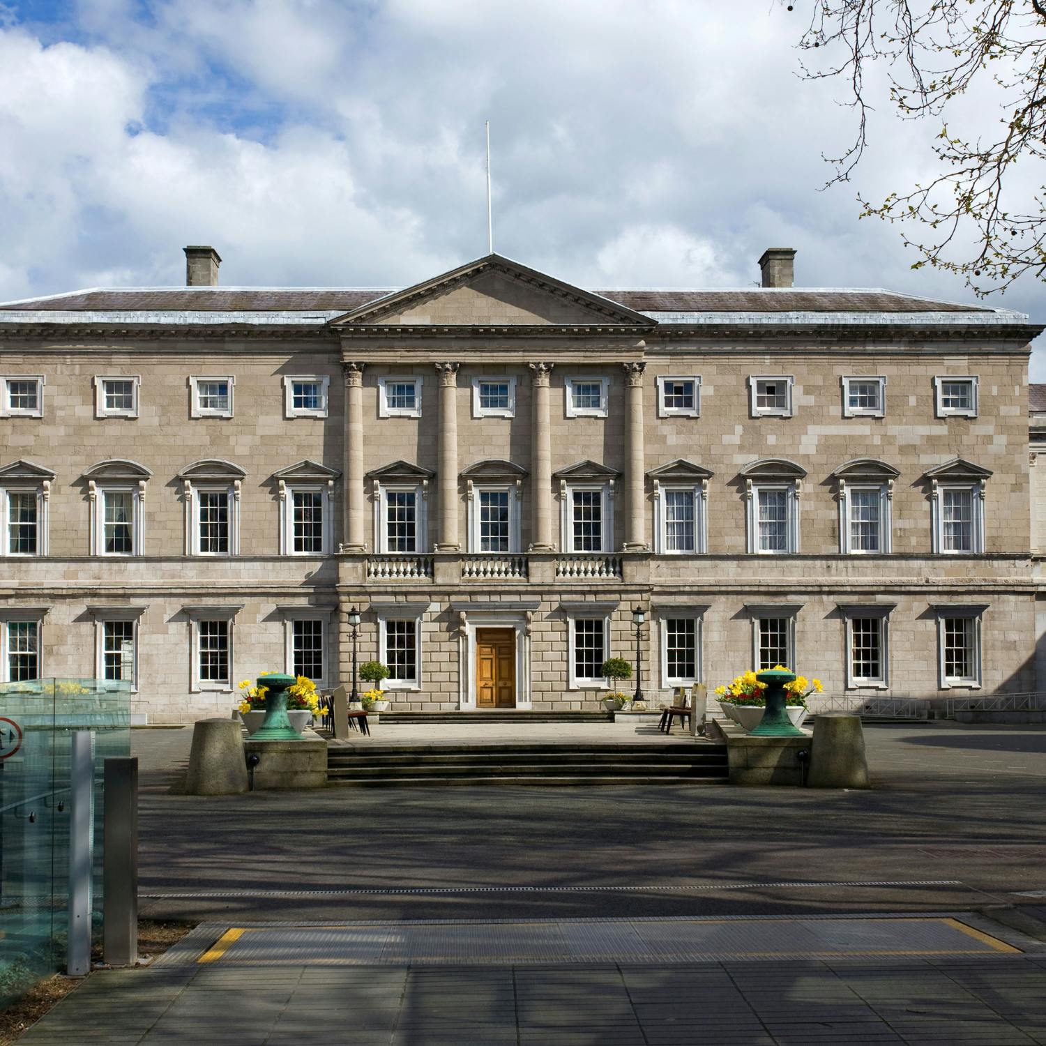 The Dáil is back today but will it be a smooth return?