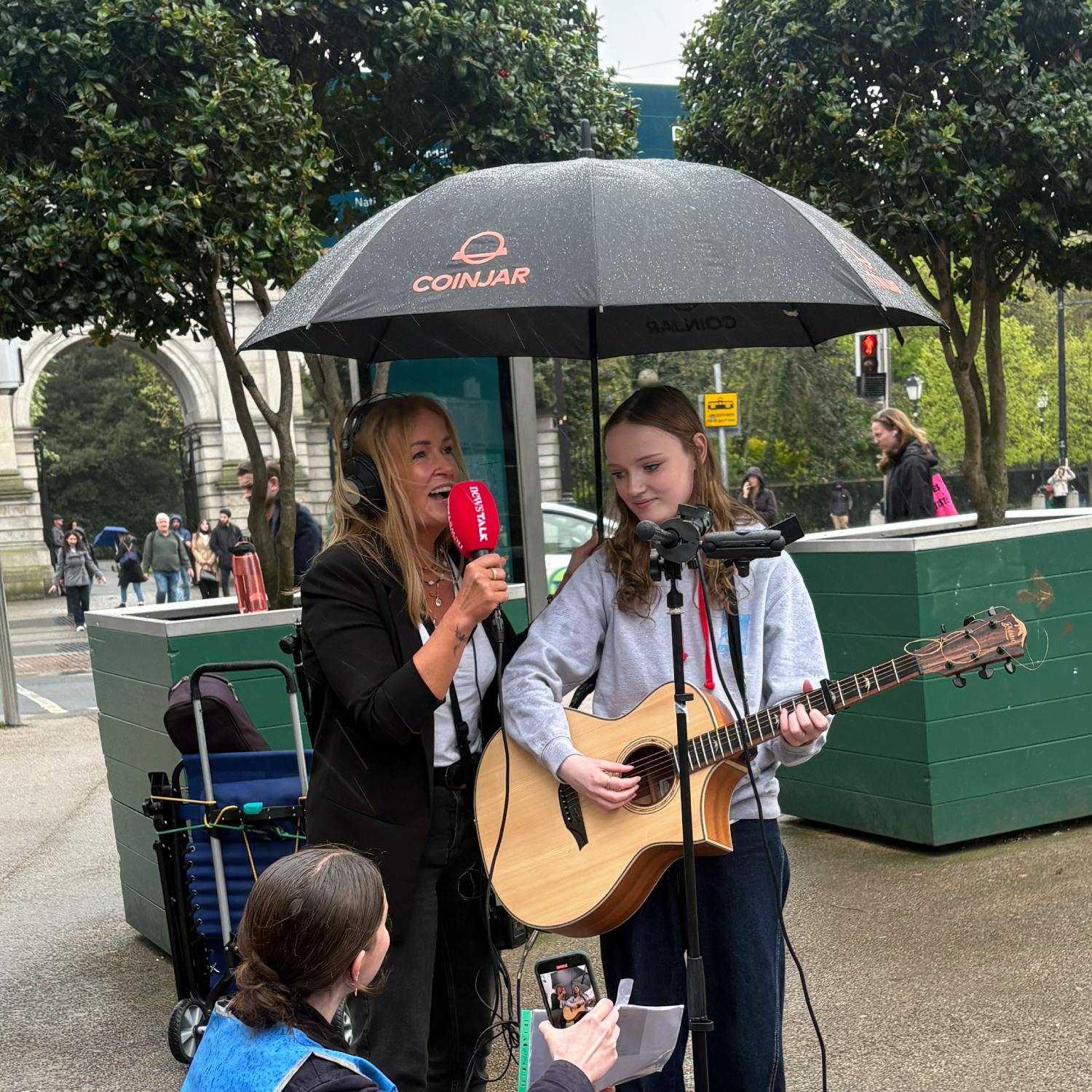 Wish Week: Ciara sings Madonna on Grafton Street!