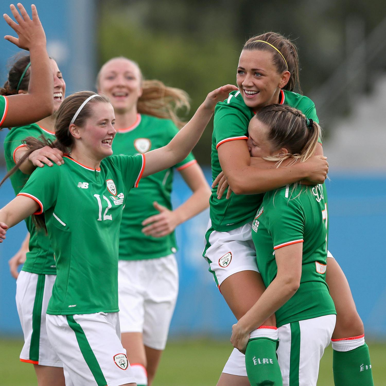 Come on you girls in green !! episode artwork