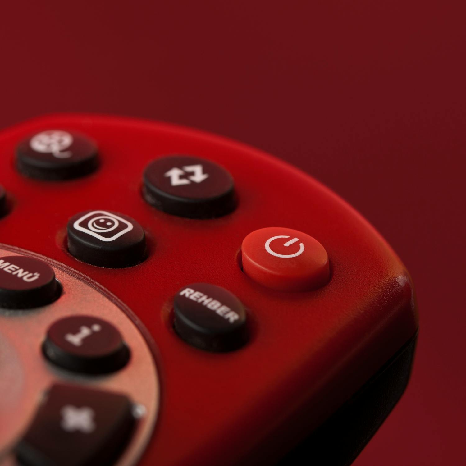 Sky pushing for fines on dodgy box users - Josh Crosbie Reports Sky pushing for fines on dodgy box users - Josh Crosbie Reports