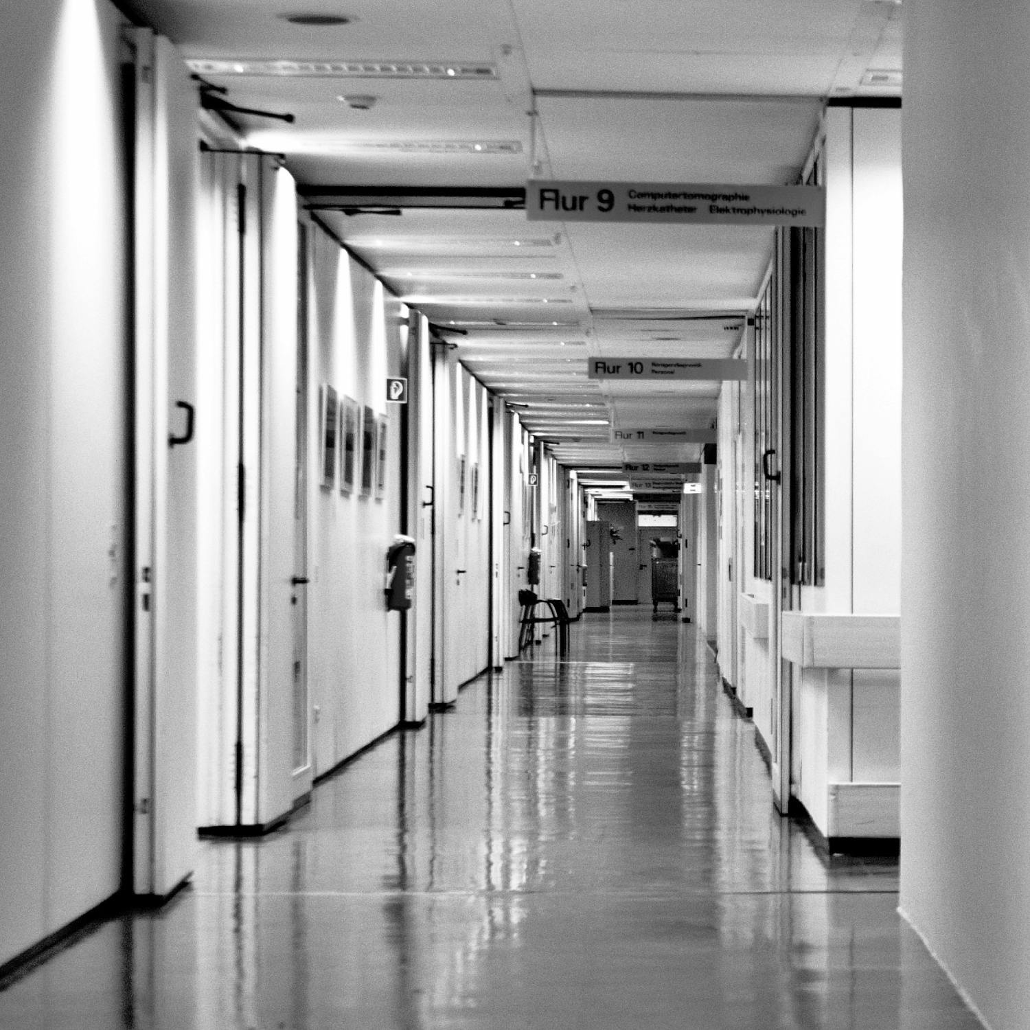 Should more support be given to parents with children in hospitals?