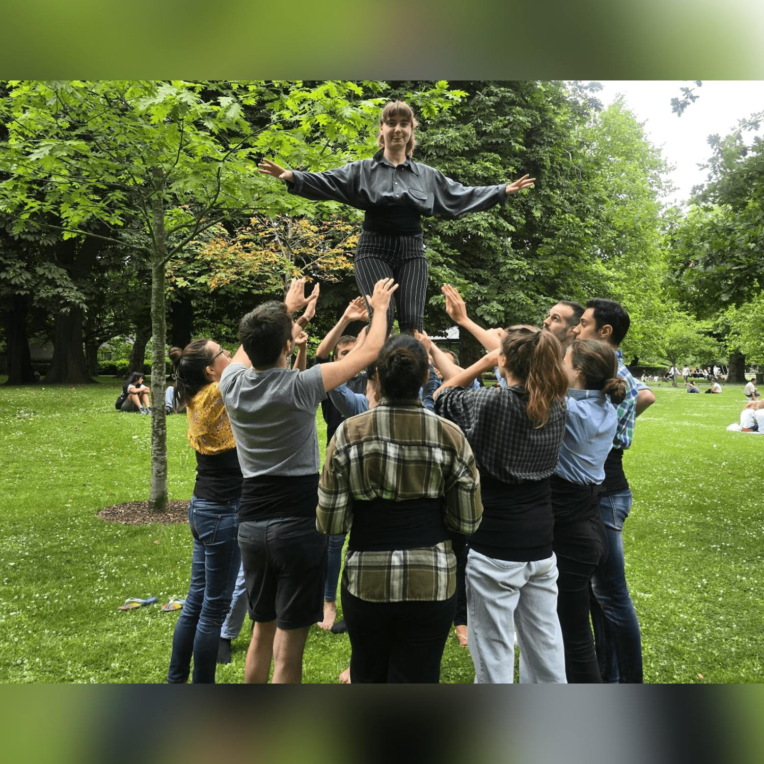 How do you make a ‘human tower’? episode artwork