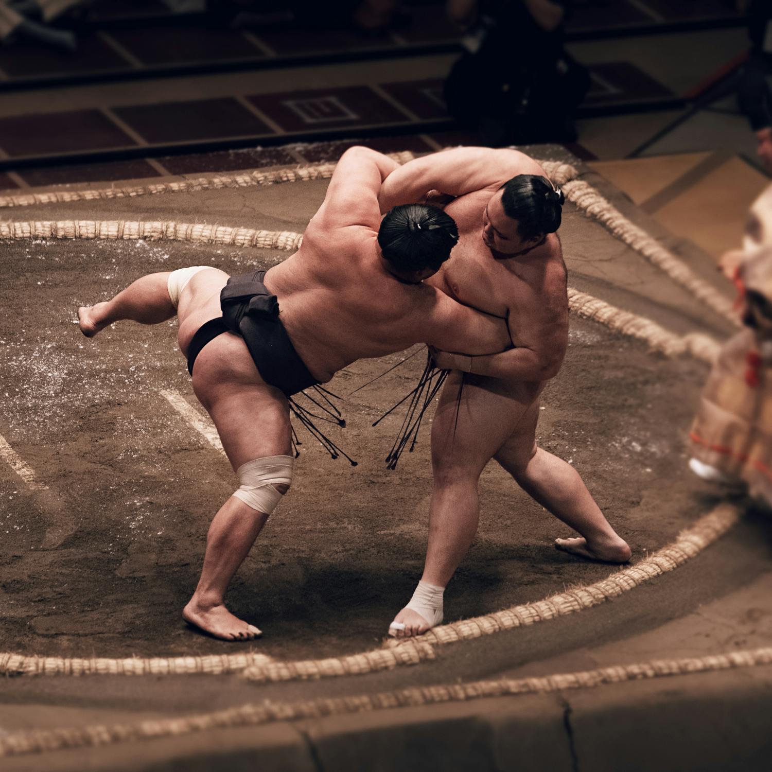 Why are women banned from the sumo ring? Why are women banned from the sumo ring?