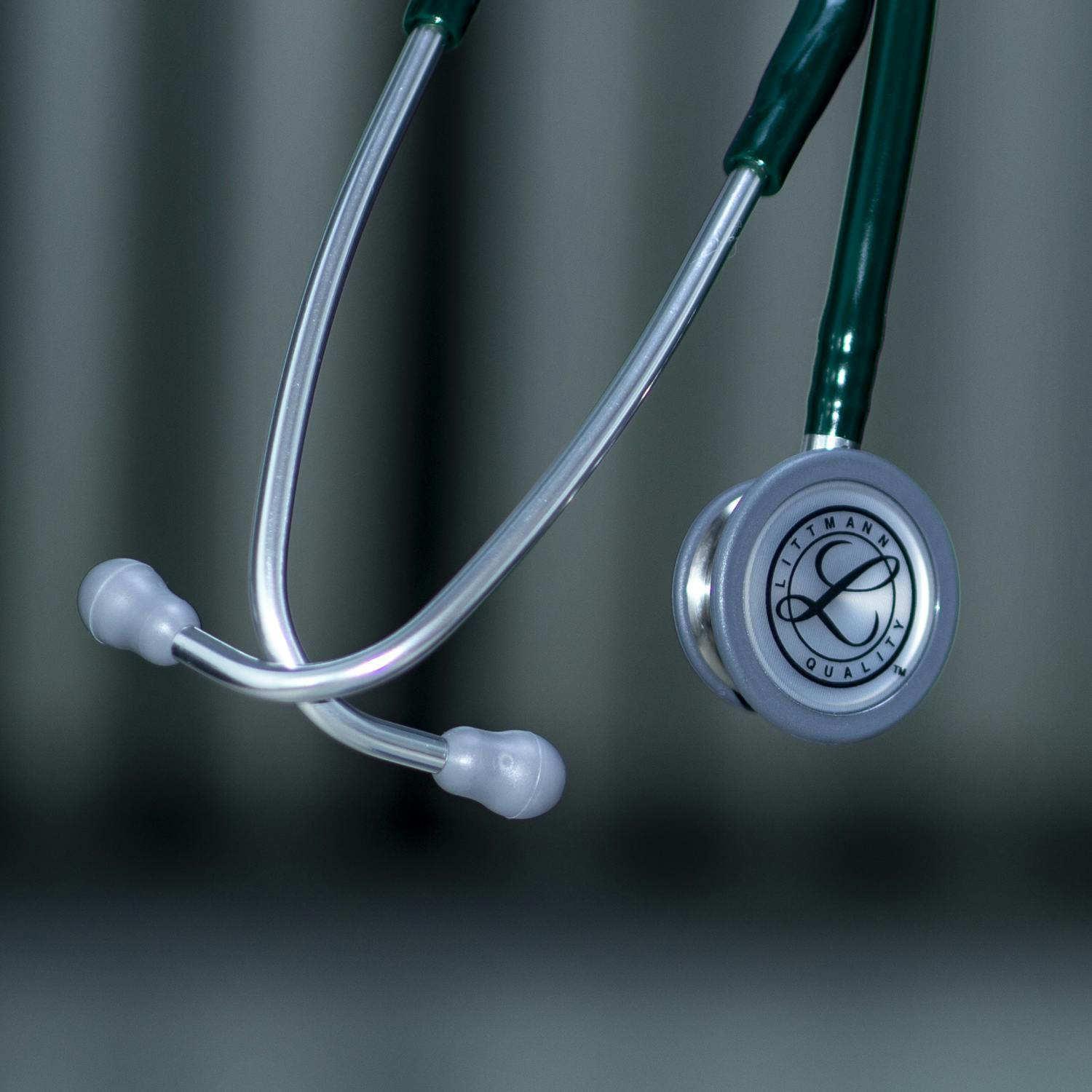 Ask the Medic with Dr Niall Breen episode artwork