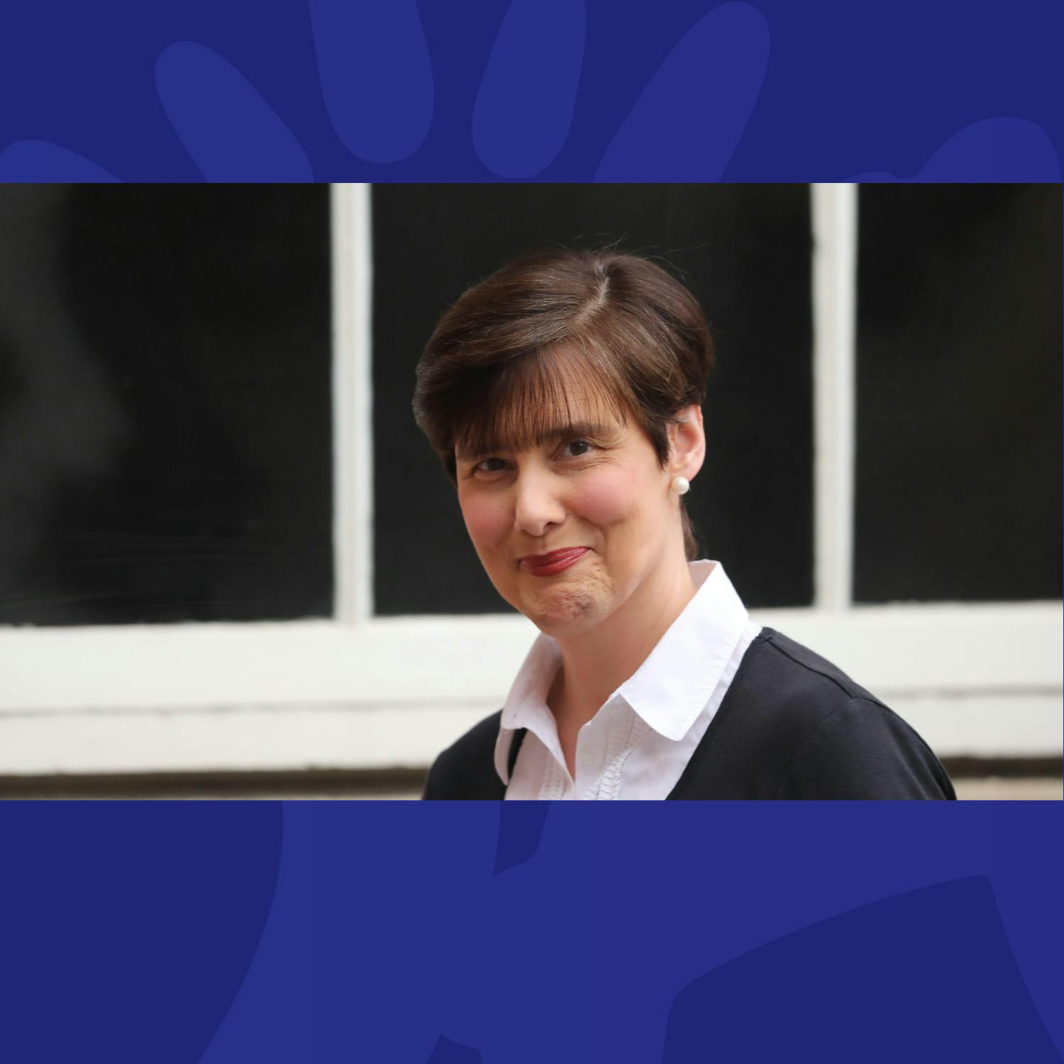 Education Minister Defends Proposal To Spend €9m On Mobile Phone Pouches