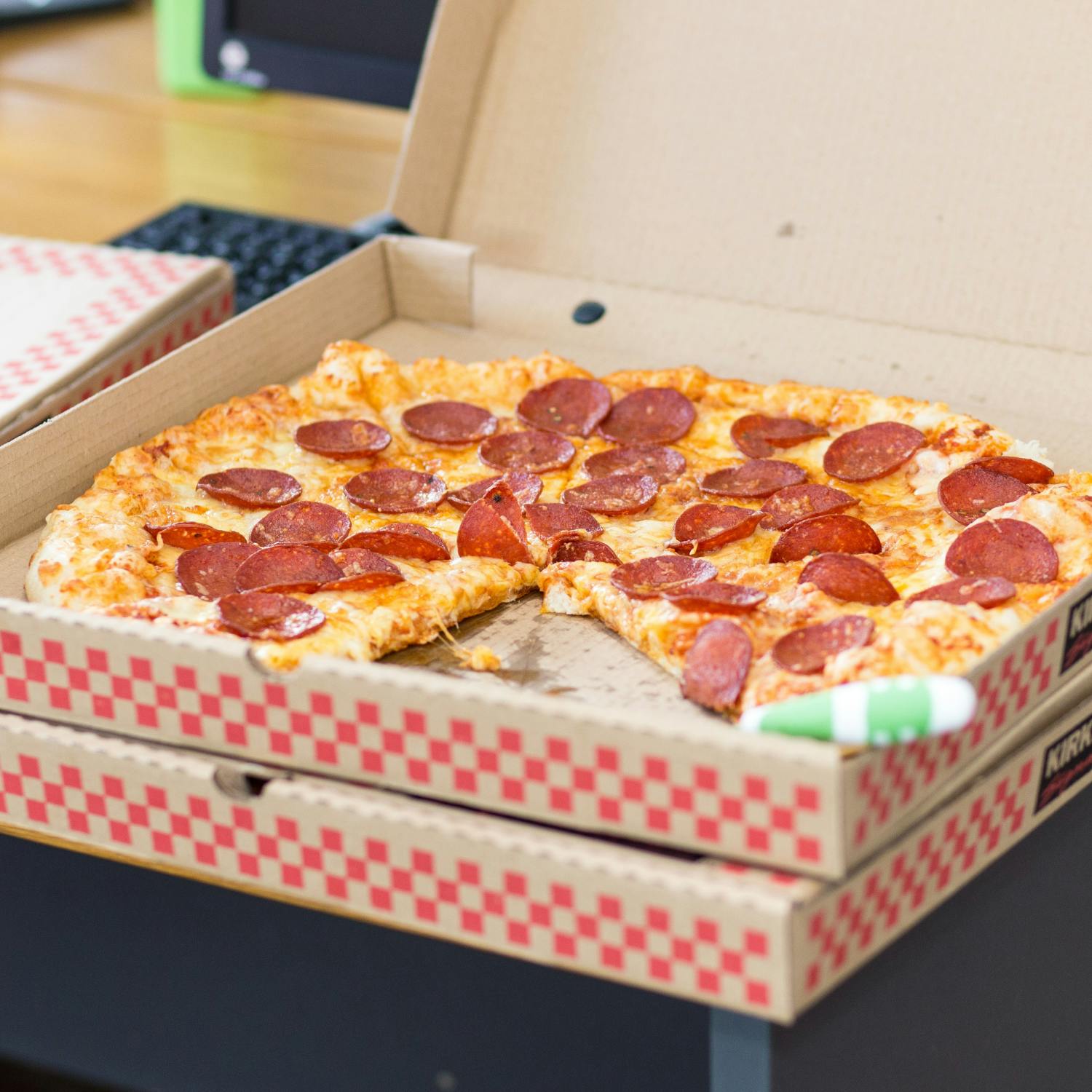 Schools using pizza parties to boost attendance - is it a good idea? episode artwork
