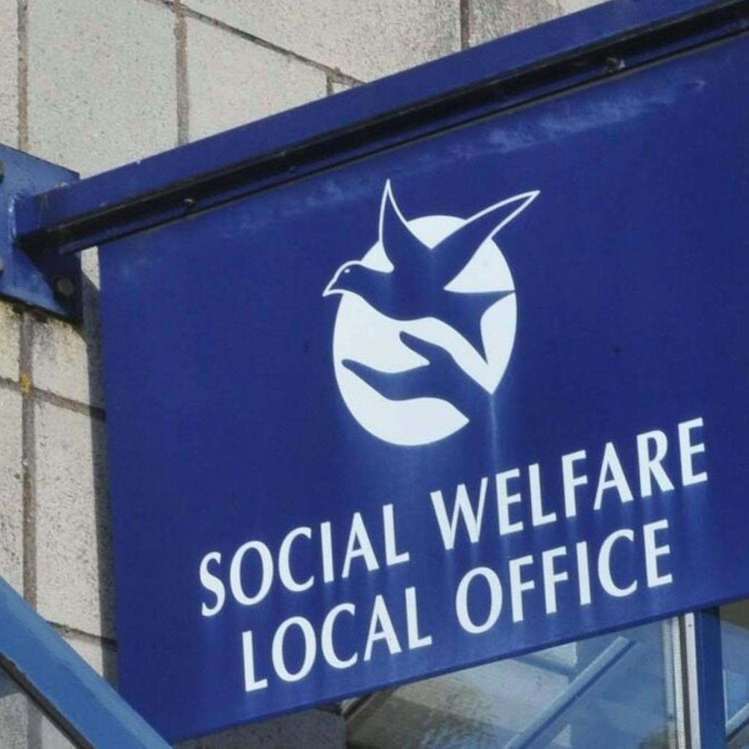 Single Parent Reported To Welfare Over Taking Her Kids On Holidays!