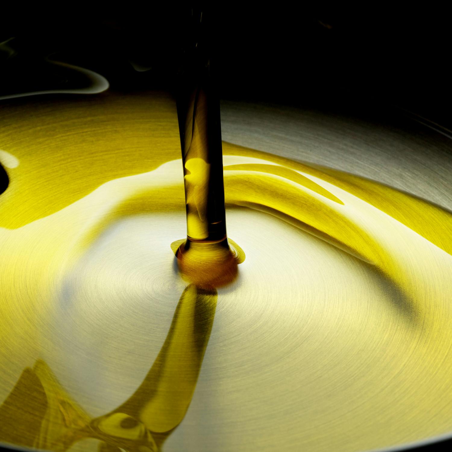 Investigation into how cooking oil is been transported in China