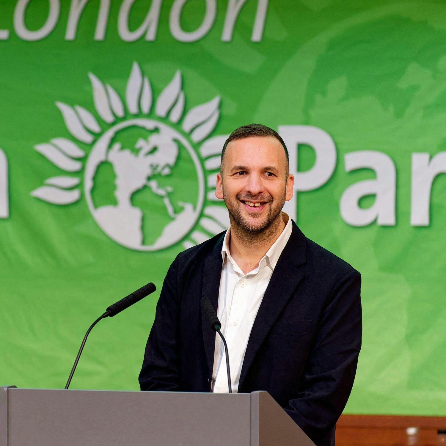 UK Green Party Leader to stand in Starmer by-election episode artwork