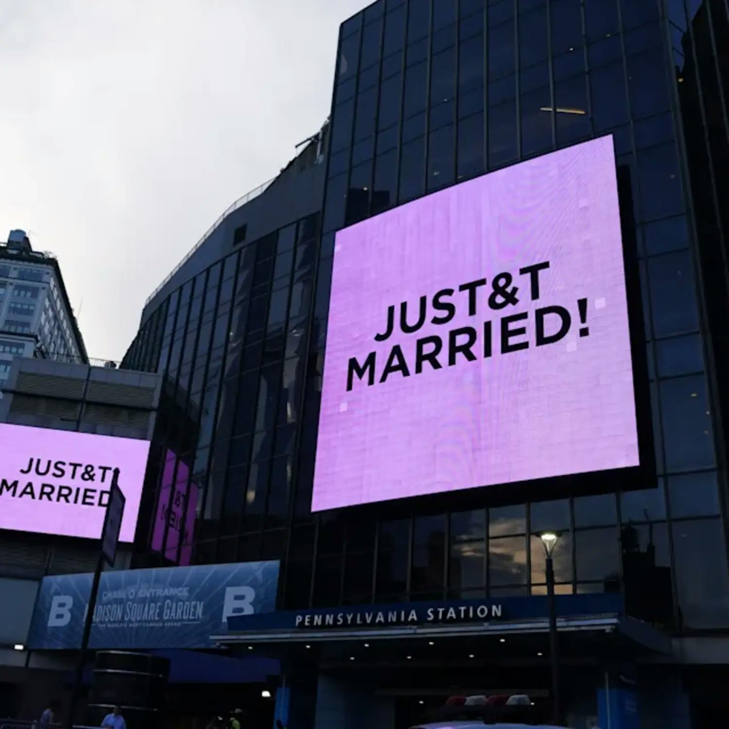 Taylor & Travis get married: Henry McKean reports from New York