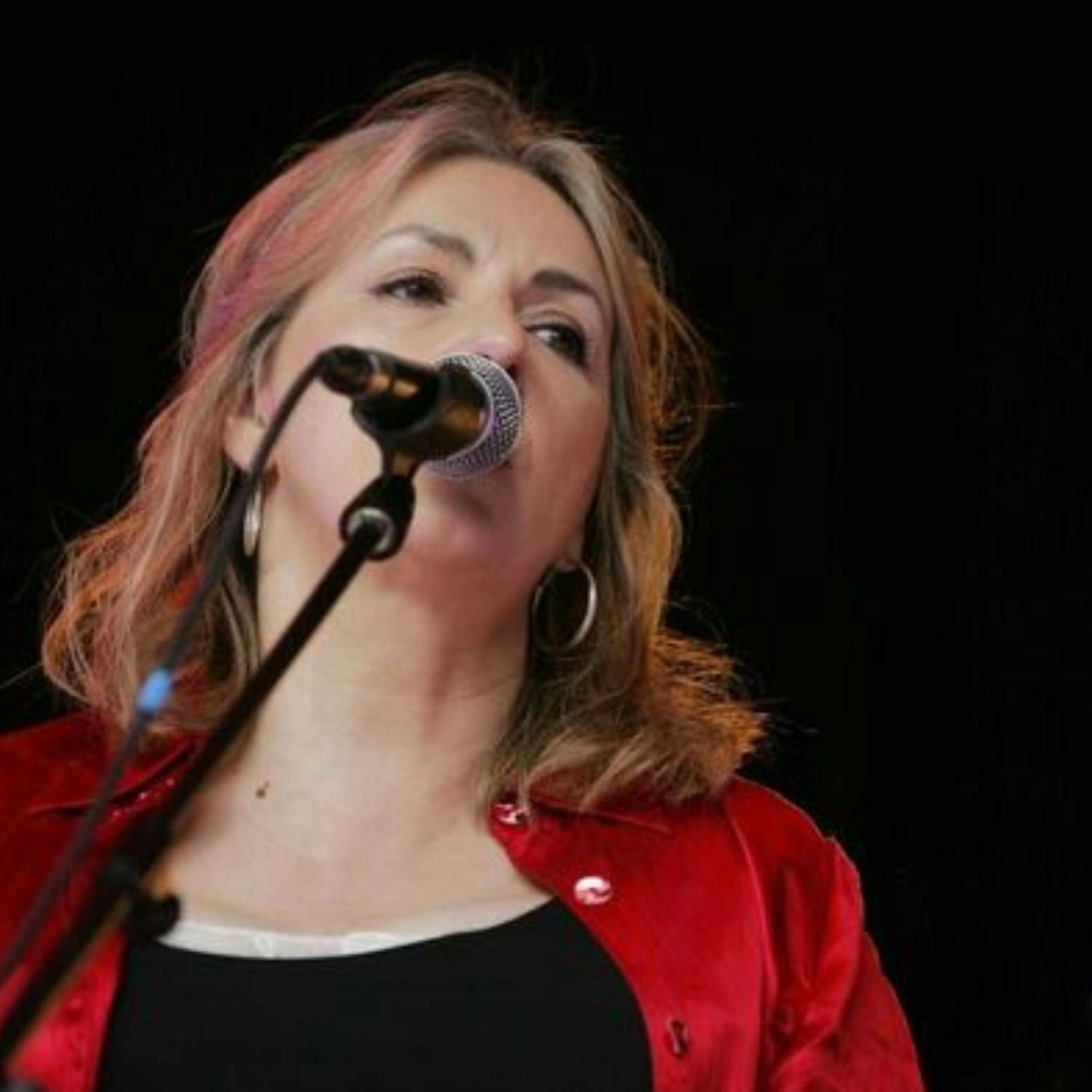 Daniel O'Donnell pays tribute to Moya Brennan Daniel O'Donnell pays tribute to Moya Brennan