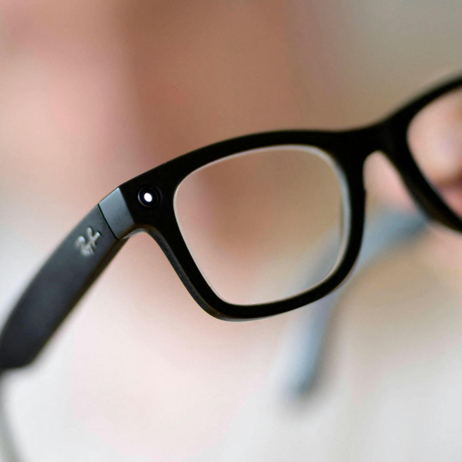 Should we ban Meta’s AI smart glasses?