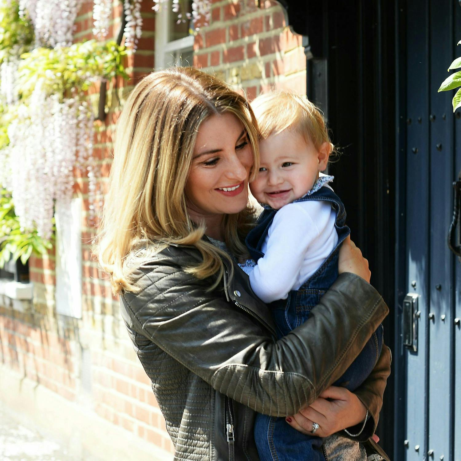 Cover art for the episode "My motherhood journey with Motherkind founder Zoe Blaskey" from Motherkind
