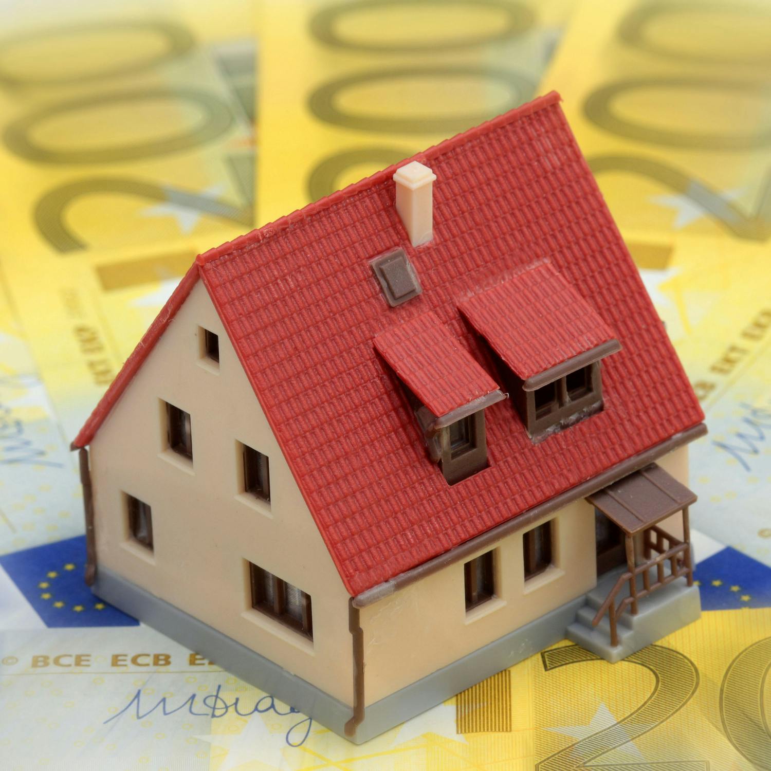 Summer is the perfect time for a utility bill switch! Summer is the perfect time for a utility bill switch!