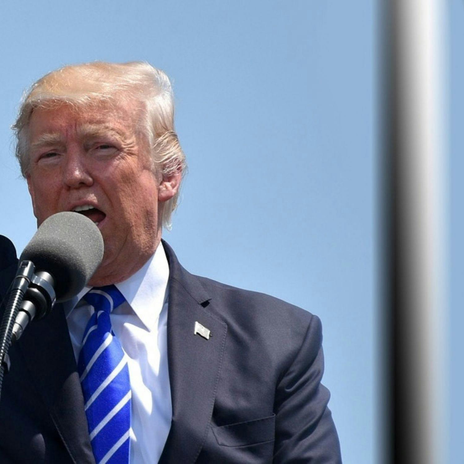 Trump agrees oil deal with Russia episode artwork