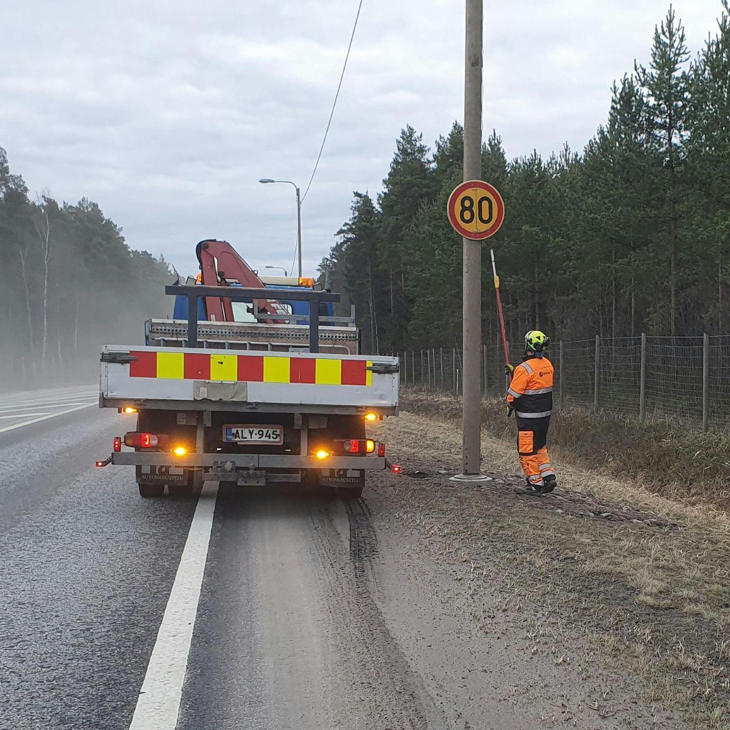 Teillä talviaikaan kuun loppuun mennessä episode artwork