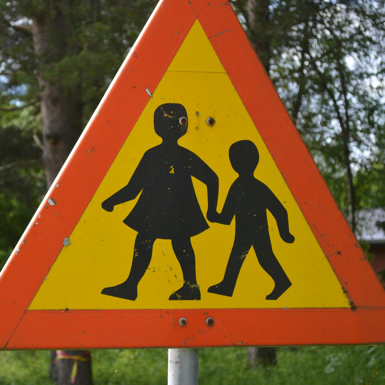 Koululaiset ilmestyvät pian liikenteeseen episode artwork