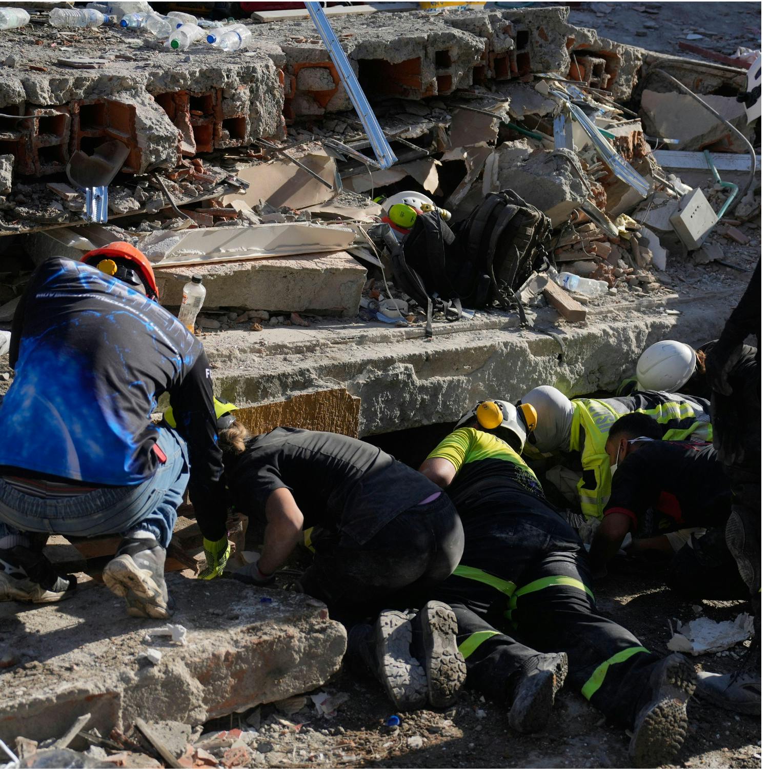 Hospitals overwhelmed after Colombia’s earthquake