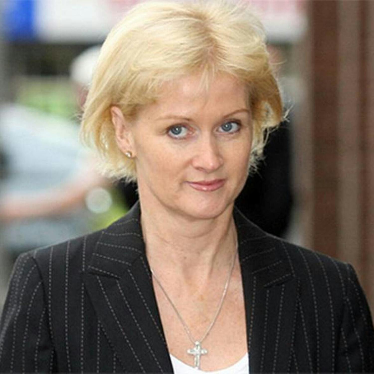 cover of episode 30 - Sharon Collins: Lying Eyes, Hitman4Hire, & attempted murder