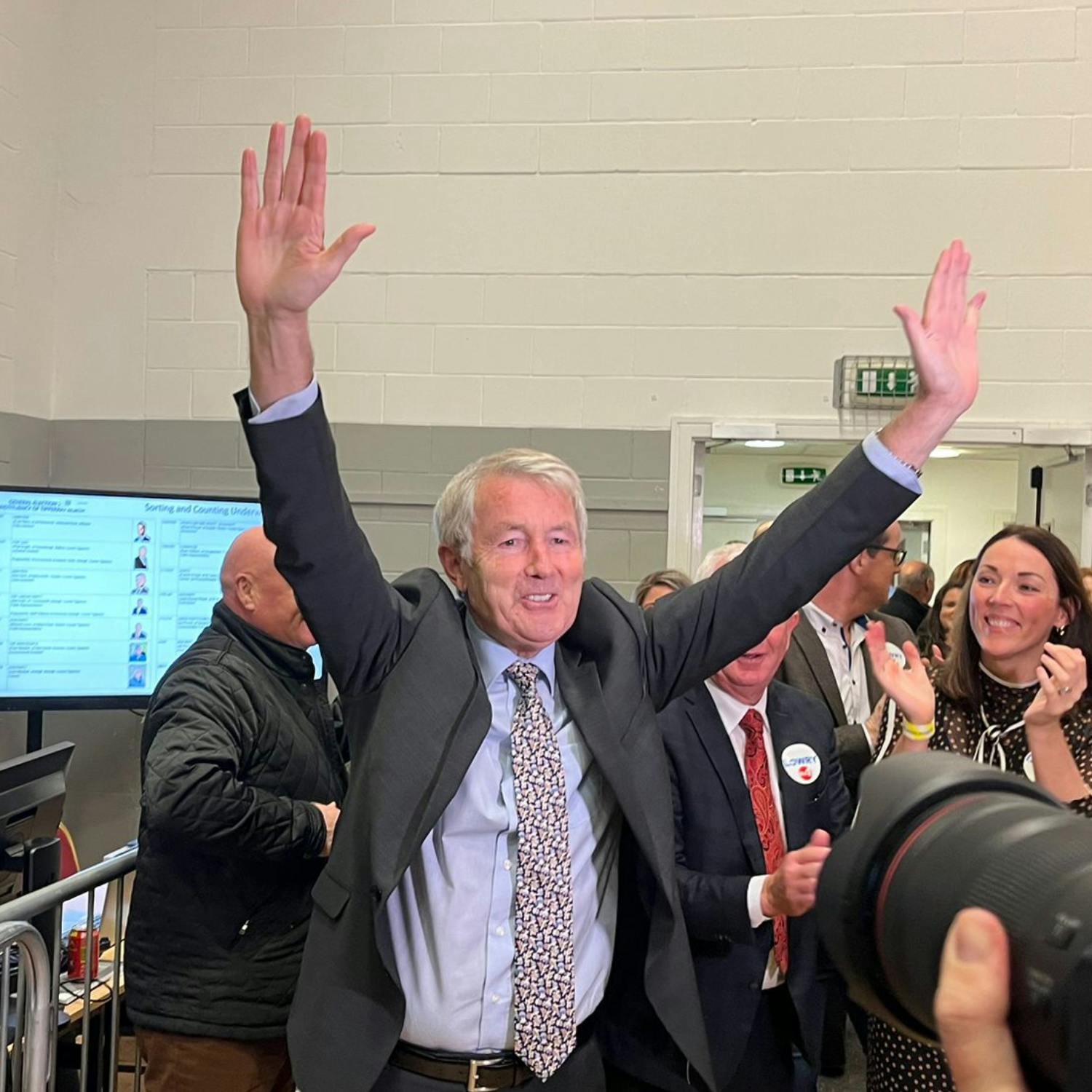 Michael Lowry: "No alternative" to Fianna Fáil and Fine Gael episode artwork