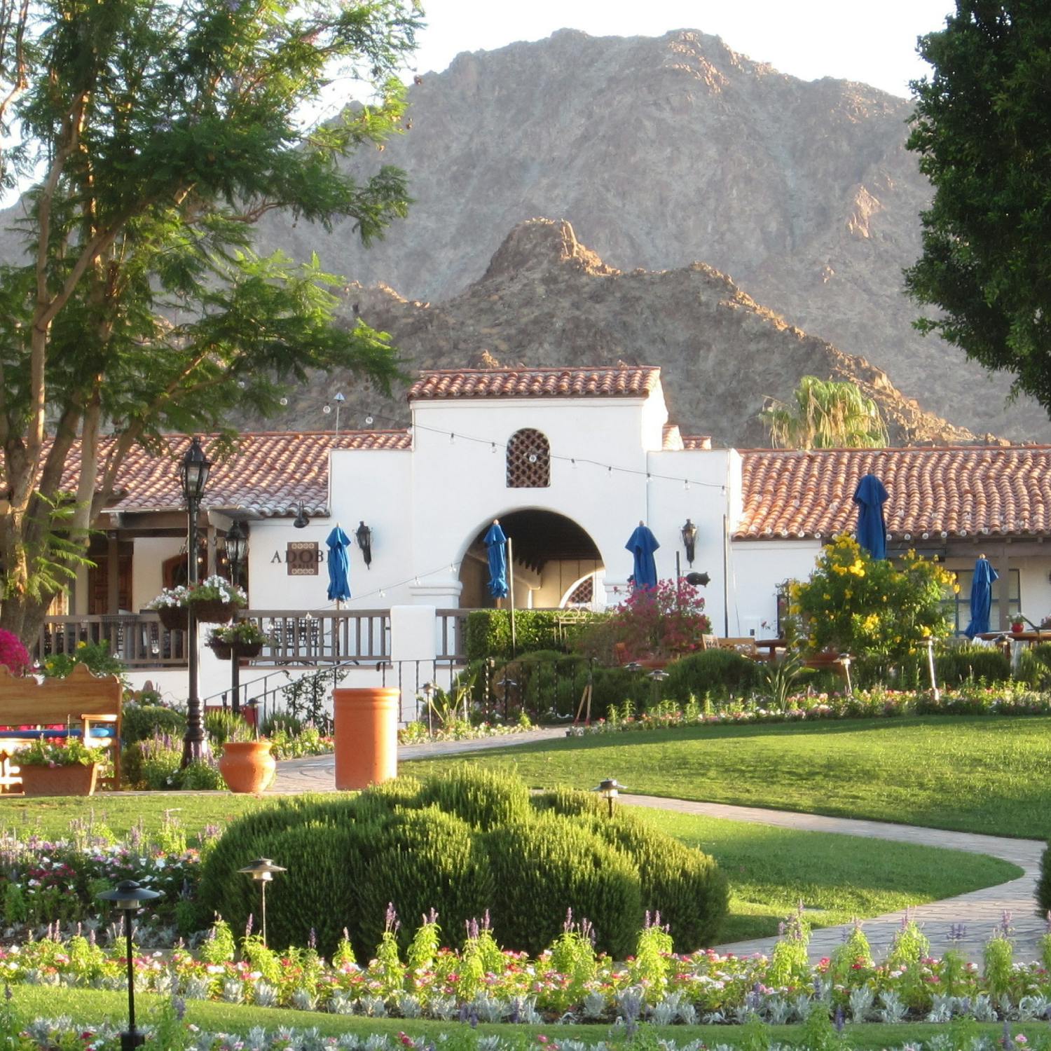 The Ultimate Guide: Palm Springs