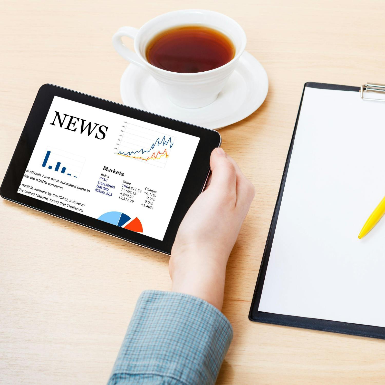 Business news headlines Business news headlines