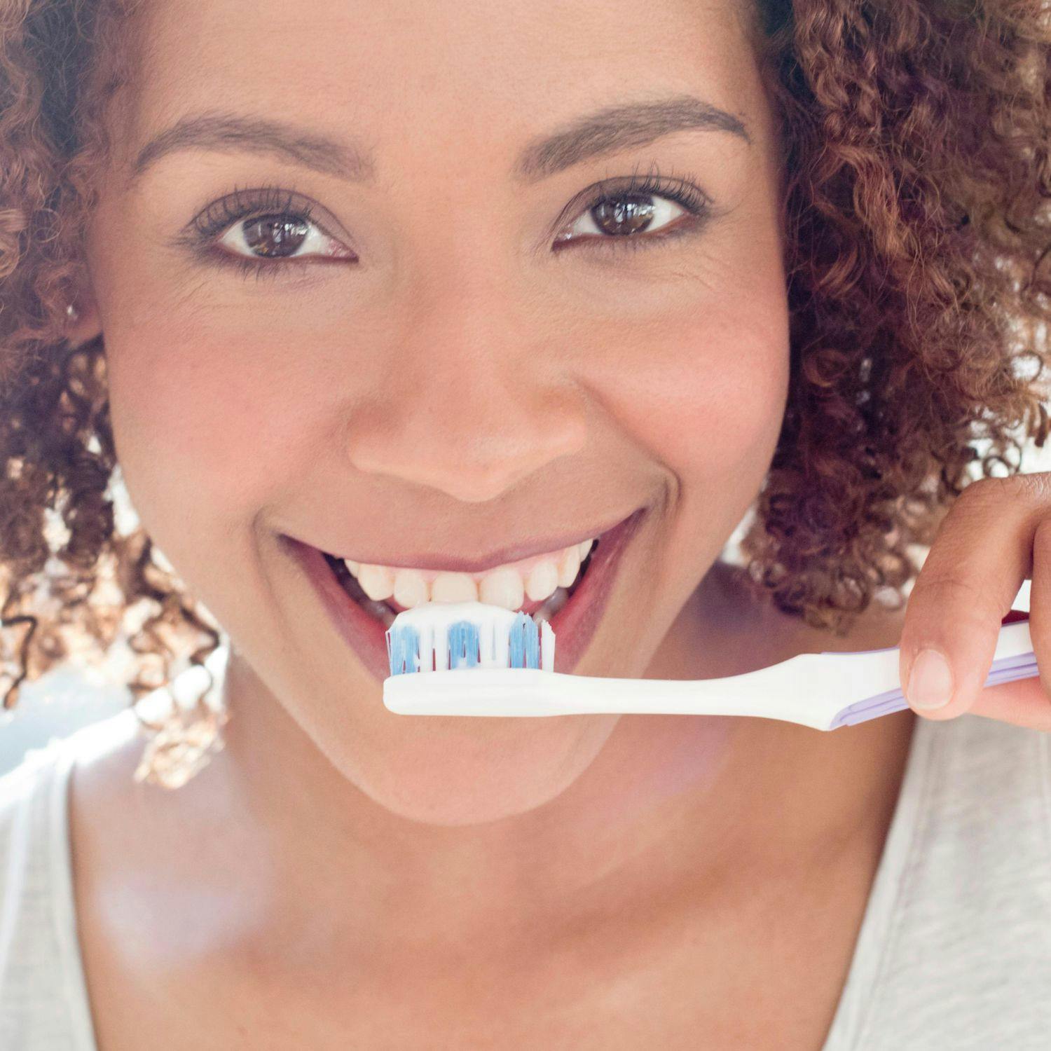 cover of episode Dentist recommends brushing your teeth 'before you eat breakfast'