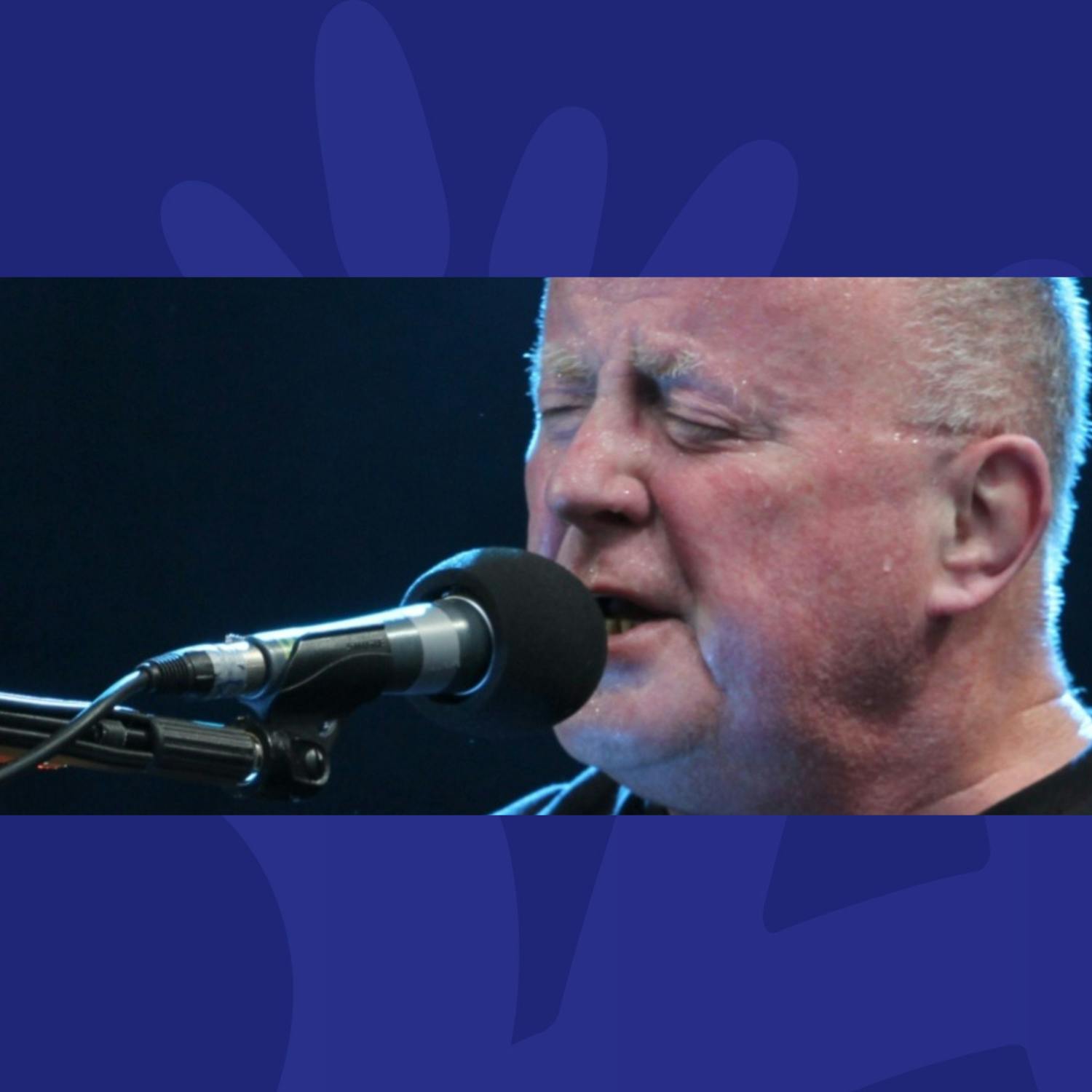 Gift Grub: Christy Moore Wonders Why Everyone and Their Mother Is Vaping?!