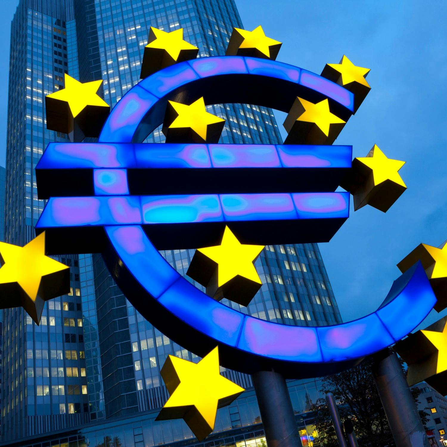 cover of episode The European Central Bank to hike rates but by how much ?