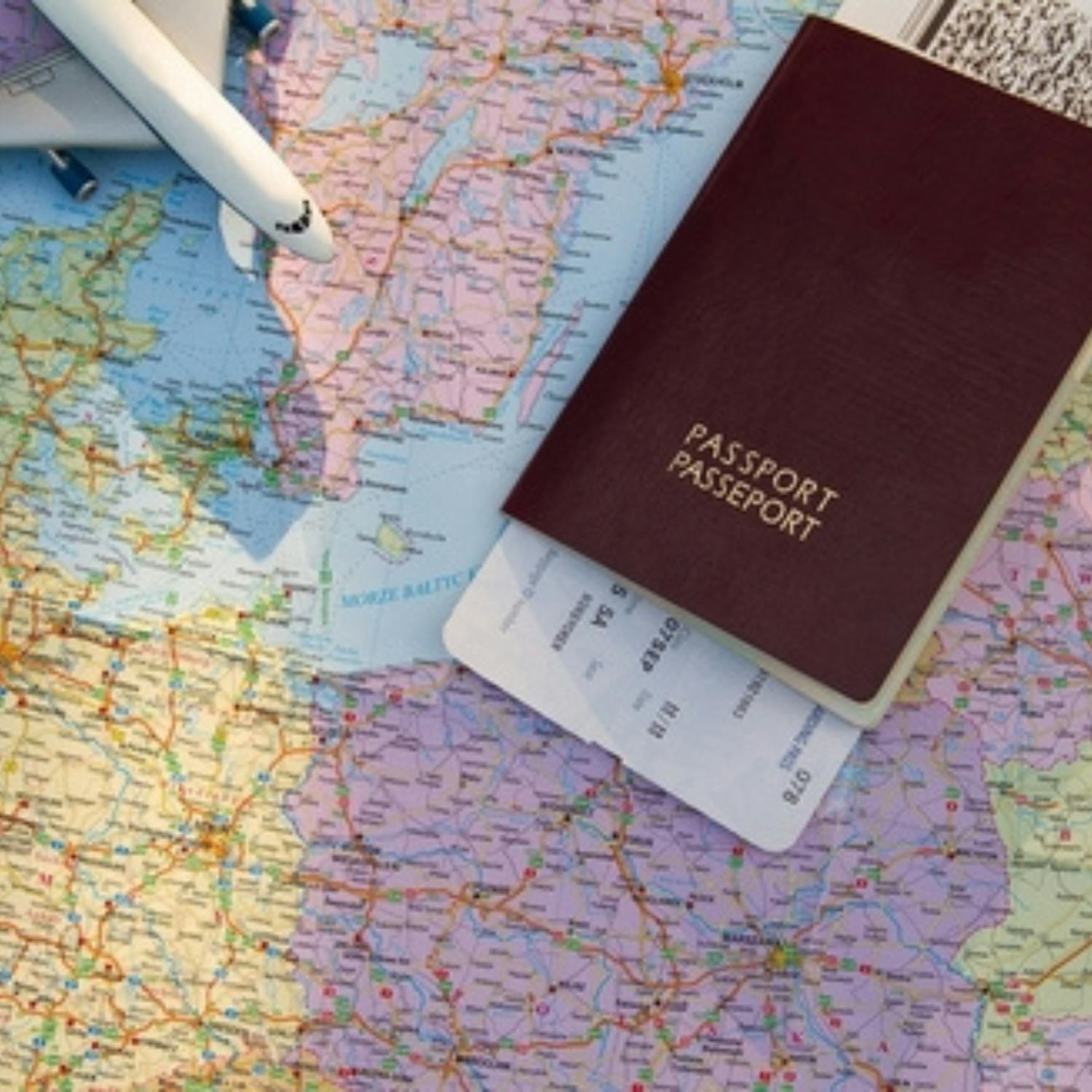 Fines for airlines who fail to property check travel documents during immigration checks