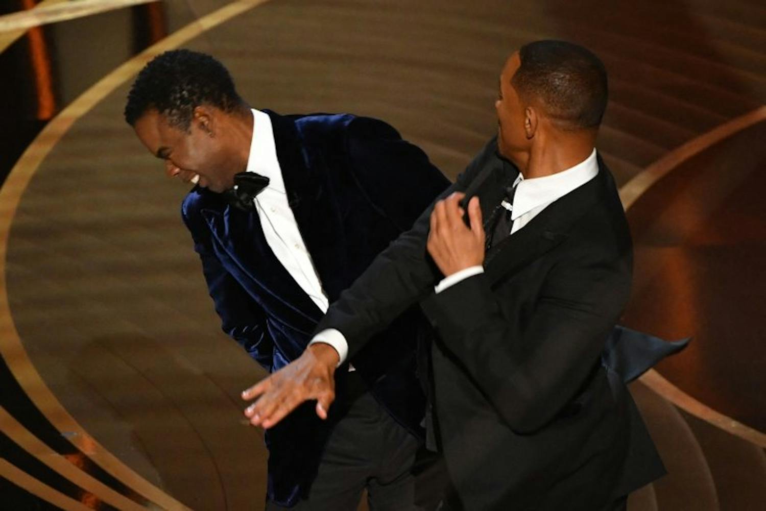 "I would have slapped him if he spoke about my wife like that." #WillSmithChrisRock